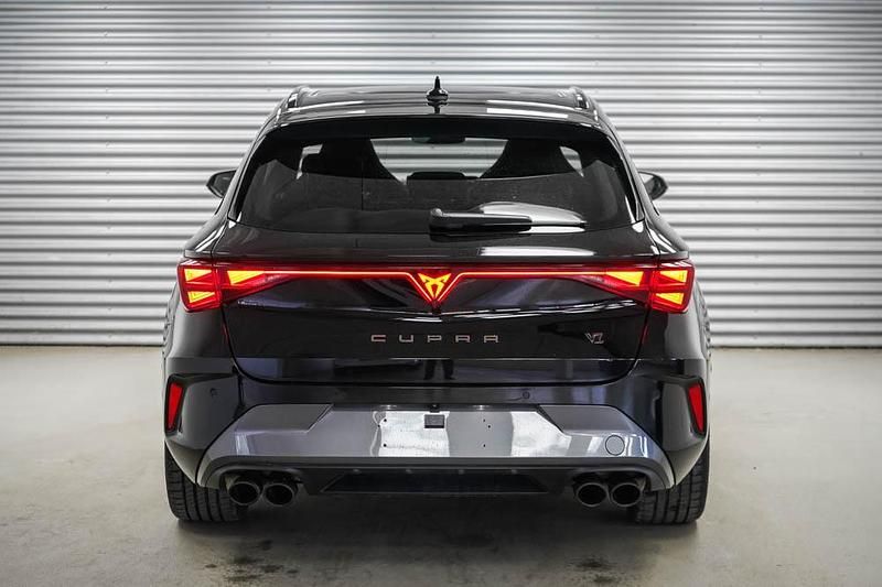 Gebraucht Cupra Leon VZ 2025 Midnight black metallic (0e)