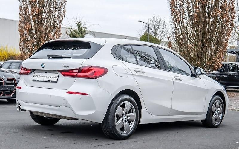 Gebraucht BMW 118 Advantage 136 PS (100 kW) 2023 Weiß Kleinwagen