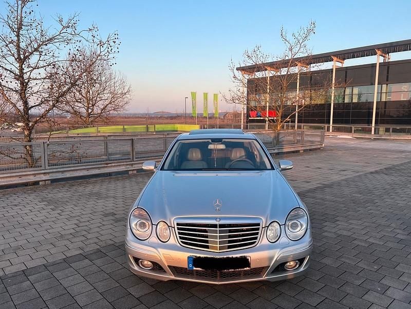 Gebraucht Mercedes E300 211 PS (155 kW) 2008 Silber Limousine