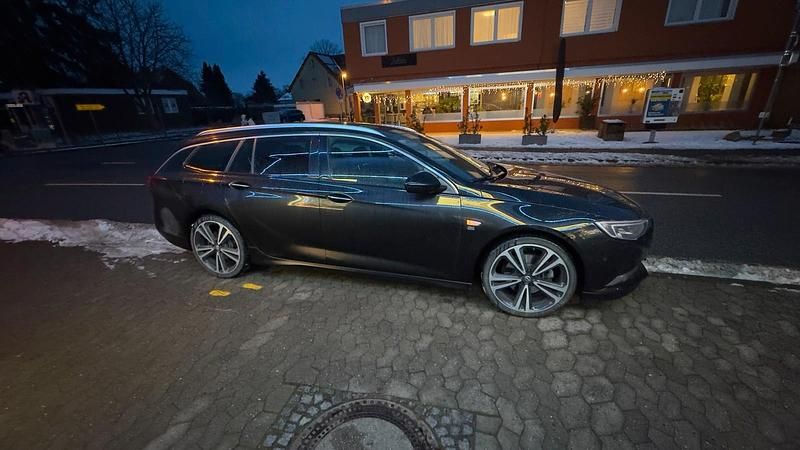 Gebraucht Opel Insignia Innovation 209 PS (153 kW) 2019 Schwarz Kombi