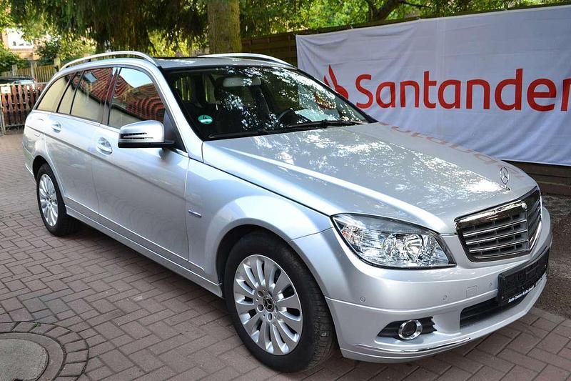 Silber Gebraucht 2010 Mercedes C180 Elegance Kombi | 7.490 € (Fairer Preis) - Bild 1/4