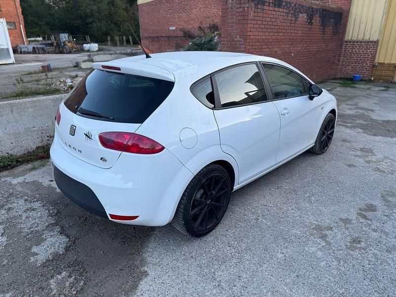 Gebraucht Seat Leon FR 211 PS (155 kW) 2009 Weiß Limousine
