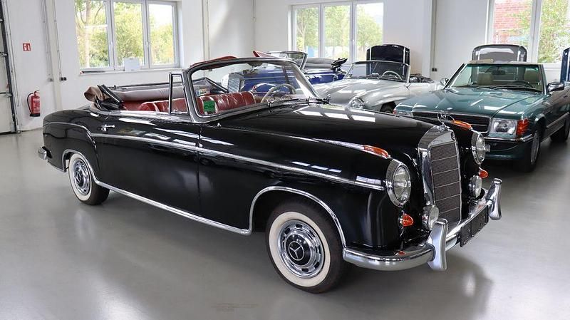 Gebraucht Mercedes 220 105 PS (77 kW) 1959 Schwarz Cabrio