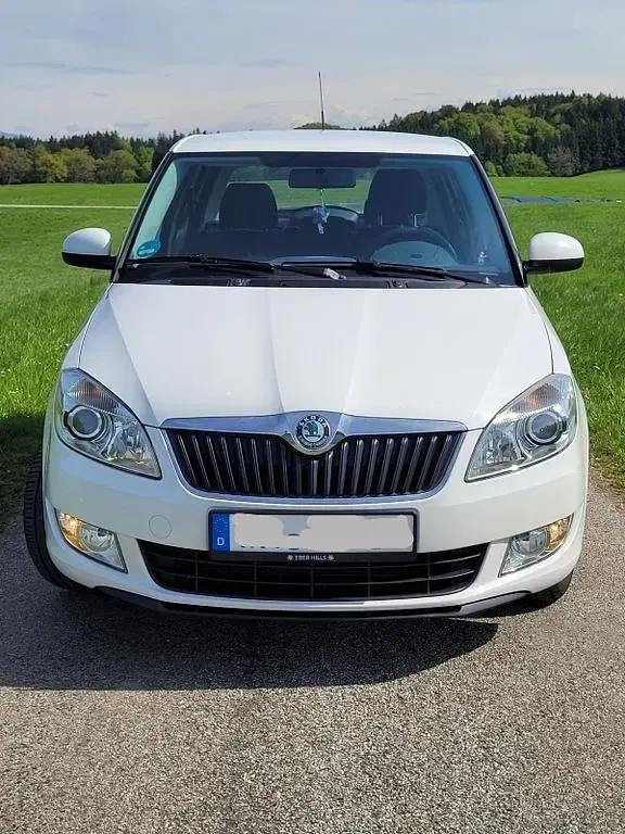 Gebraucht Skoda Fabia Elegance 105 PS (77 kW) 2010 Weiß Limousine