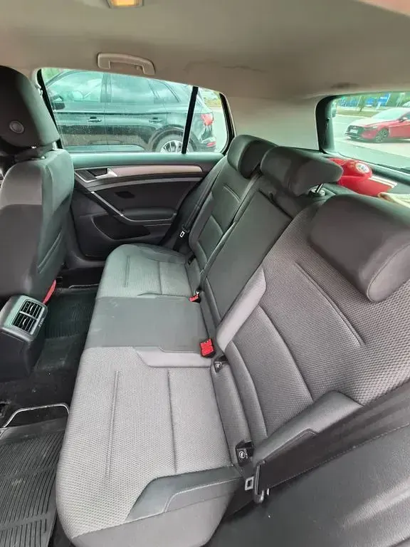 Gebraucht VW Golf VII Trendline 105 PS (77 kW) 2013 Schwarz Limousine