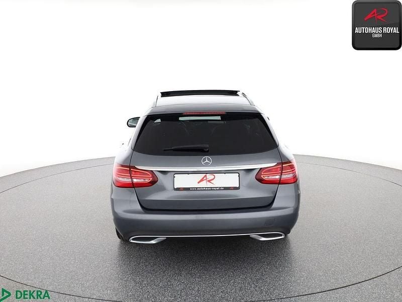 Gebraucht Mercedes C220 Avantgarde 194 PS (142 kW) 2020 Selenitgrau Kombi