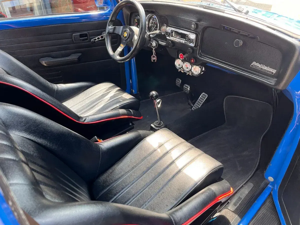 Gebraucht VW Käfer 135 PS (99 kW) 1982 Blau Coupé