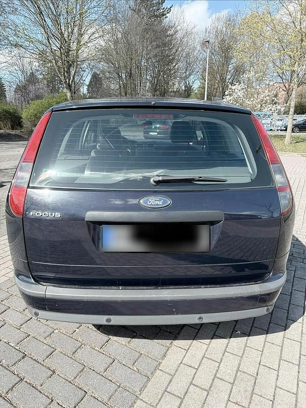 Gebraucht Ford Focus Titanium 145 PS (106 kW) 2006 Blau Kombi