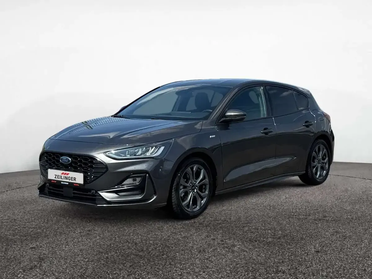 Gebraucht Ford Focus ST-Line 125 PS (91 kW) 2025 Magneticgrau Limousine