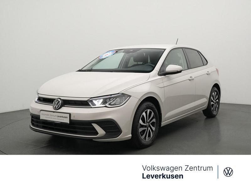 Gebraucht VW Polo Active 95 PS (69 kW) 2023 Ascotgrau Kleinwagen