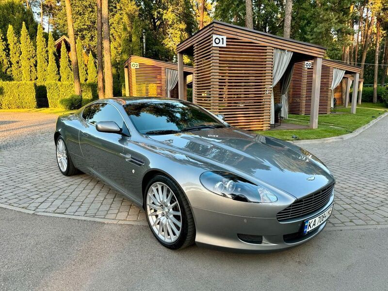 Grau Gebraucht 2008 Aston Martin DB9 | 77.000 € - Bild 1/4