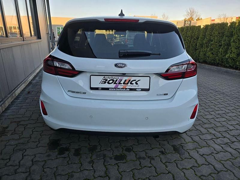 Gebraucht Ford Fiesta Titanium X 125 PS (91 kW) 2022 Weiß Limousine