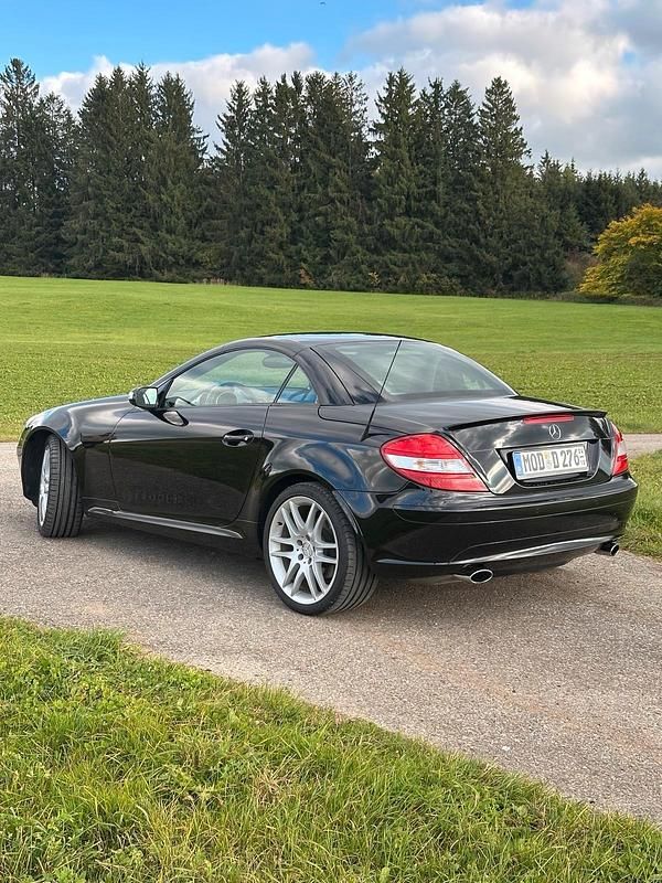 Gebraucht Mercedes SLK200 163 PS (119 kW) 2008 Schwarz Cabrio