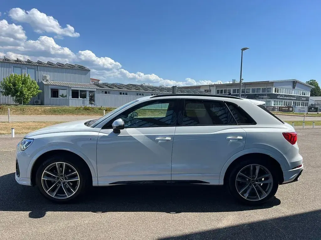Gebraucht Audi Q3 S-Line 150 PS (110 kW) 2023 Weiß SUV