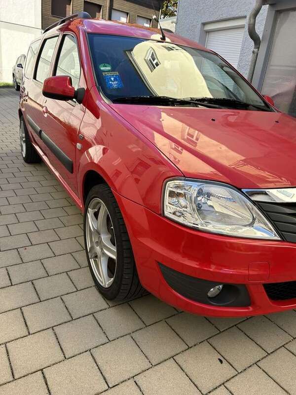Gebraucht 2010 Dacia Logan MCV Lauréate Kombi | 2.900 € (Fairer Preis) - Bild 1/4