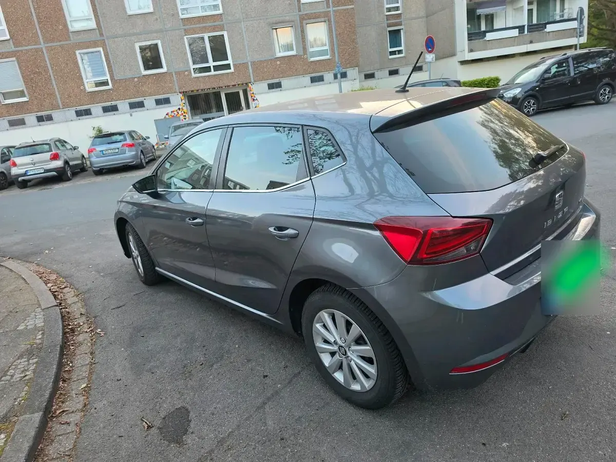 Gebraucht Seat Ibiza 90 PS (66 kW) 2018 Grau Kleinwagen