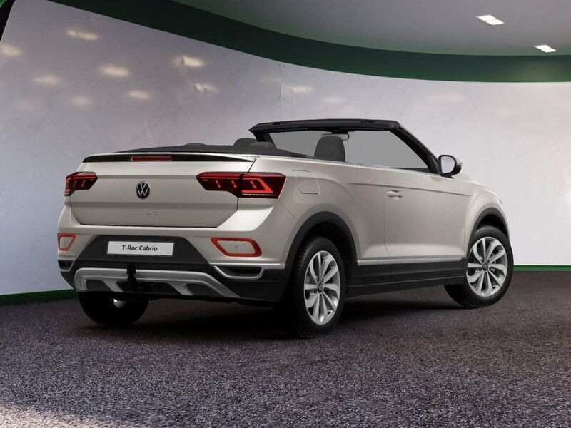 Gebraucht VW T-Roc Cabriolet Style 150 PS (110 kW) 2023 Silber / ivory silver Cabrio