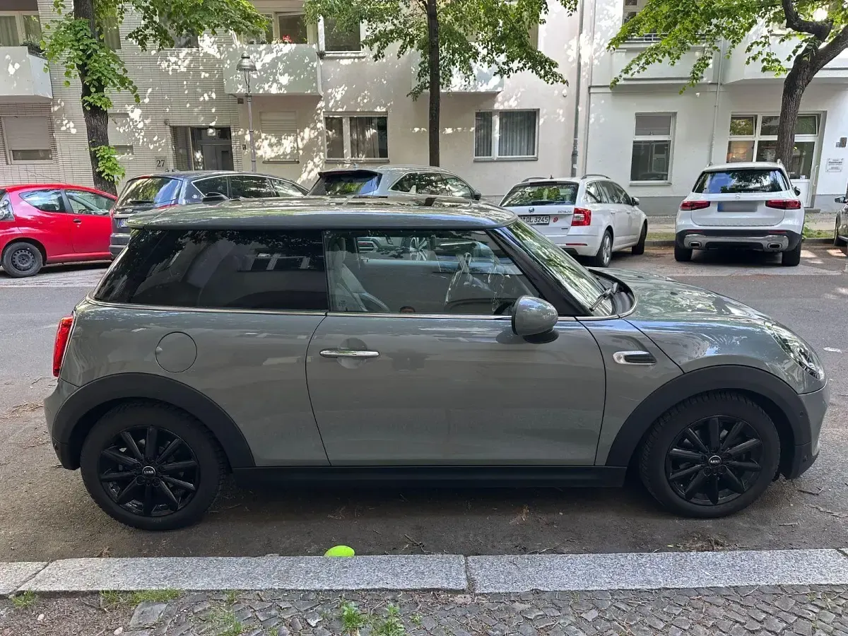 Gebraucht Mini Cooper 135 PS (99 kW) 2018 Grau Kleinwagen