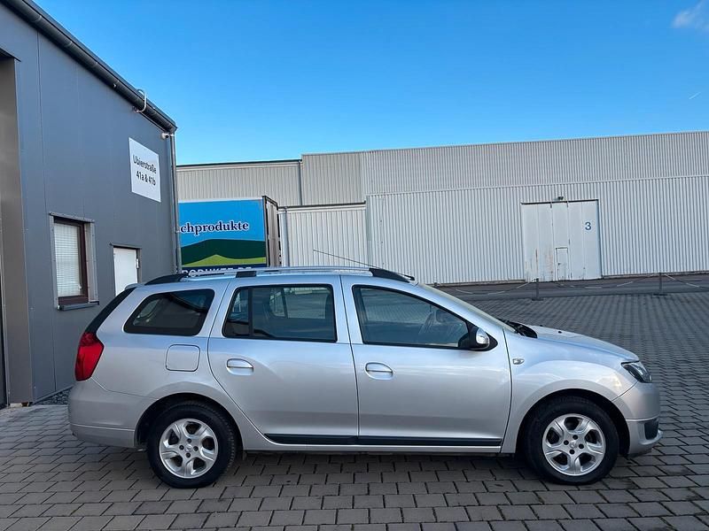 Gebraucht Dacia Logan MCV 90 PS (66 kW) 2014 Silber Kombi