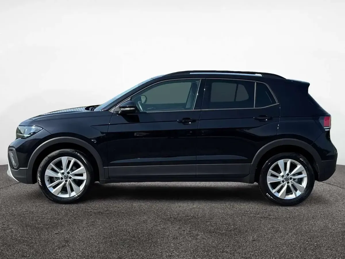 Gebraucht VW T-Cross Life 116 PS (85 kW) 2025 Deep black perleffekt SUV