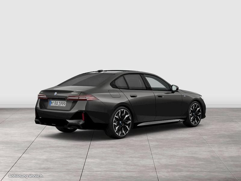 Neu BMW 520 M Sport 197 PS (144 kW) 2025 Schwarz Limousine