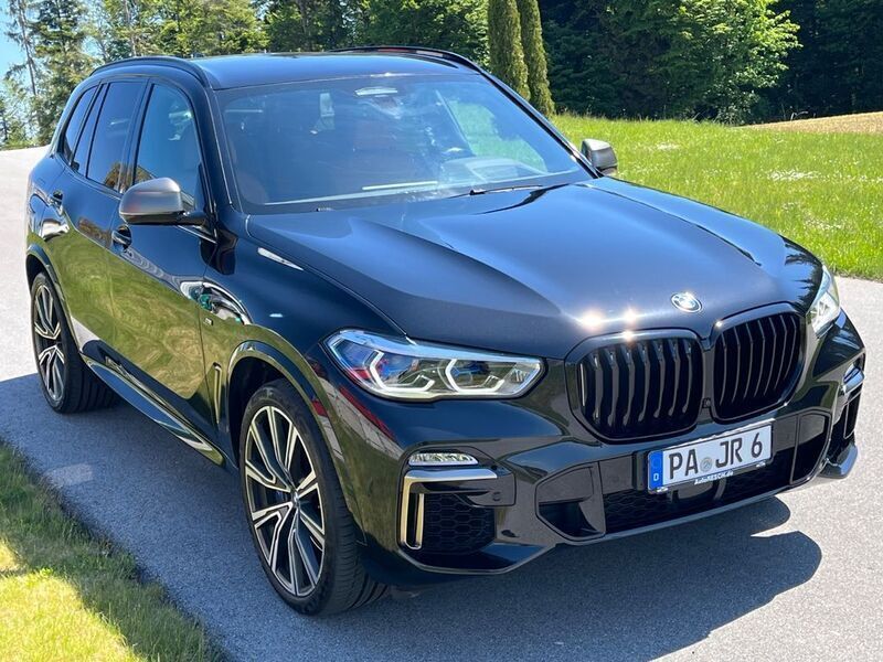 Schwarz Gebraucht 2020 BMW X5 M50 Performance SUV | 63.500 € (Etwas zu teuer) - Bild 1/4