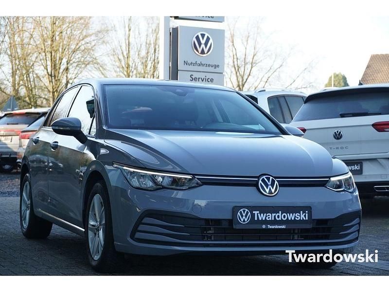 Gebraucht VW Golf VIII 90 PS (66 kW) 2021 Grau Limousine