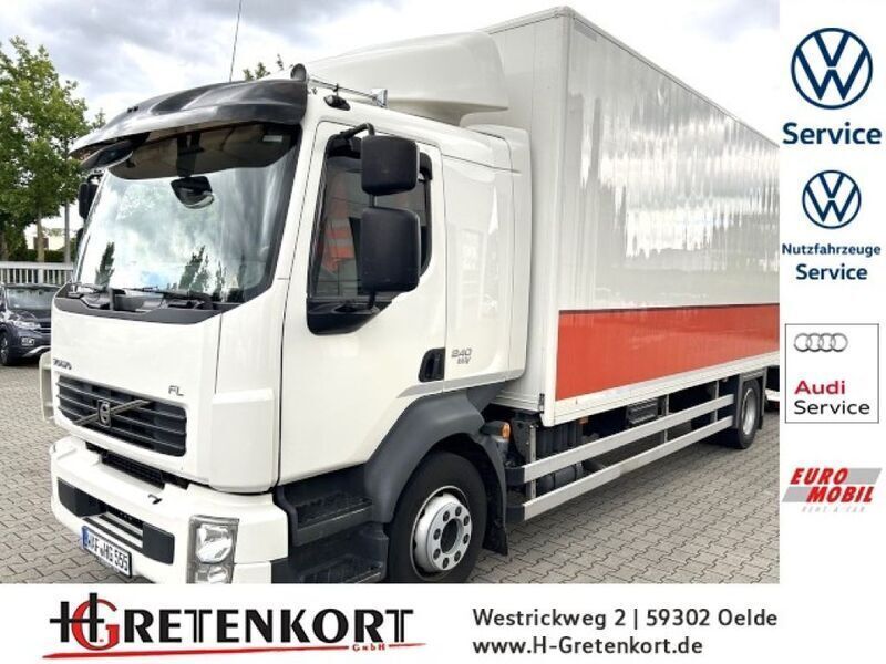 Weiß Gebraucht 2013 Volvo 240 Van | 35.581 € - Bild 1/4