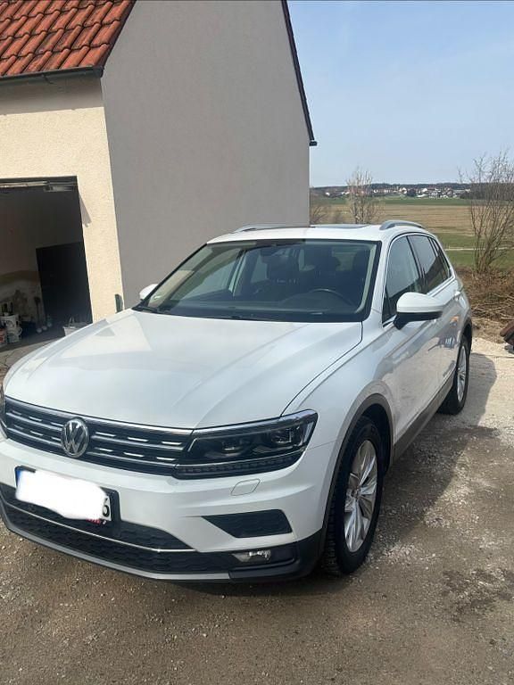 Gebraucht VW Tiguan Highline 150 PS (110 kW) 2018 Weiß SUV
