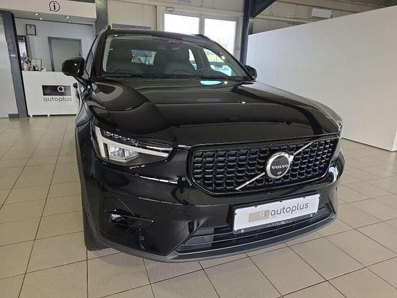 Gebraucht Volvo XC40 Plus 197 PS (144 kW) 2023 Schwarz SUV