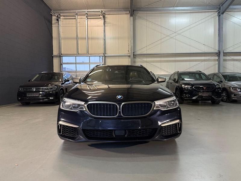 Gebraucht BMW M550 Performance 400 PS (294 kW) 2018 Schwarz Limousine