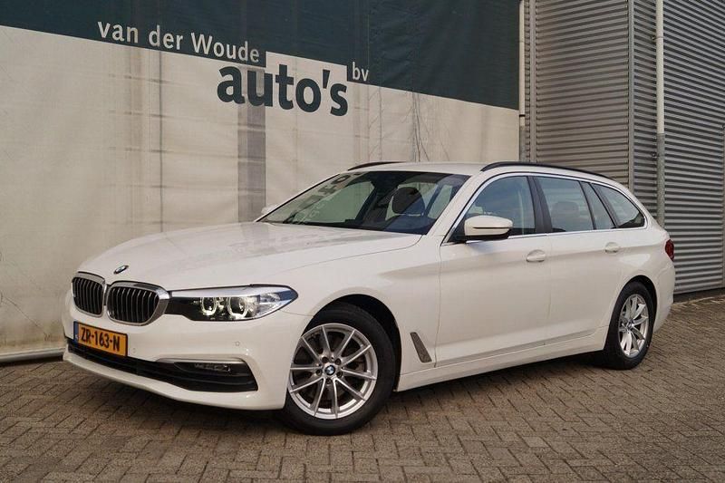 Gebraucht BMW 520 184 PS (135 kW) 2019 Weiß Kombi