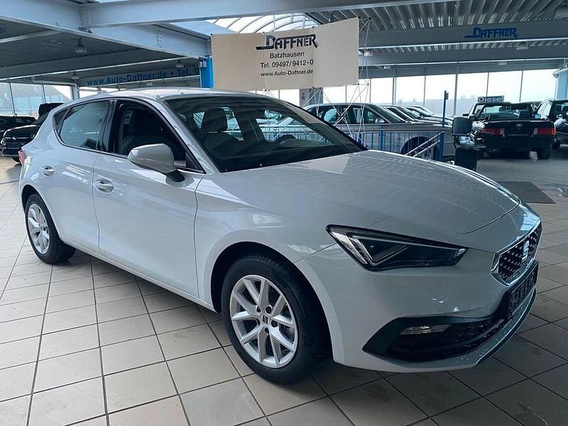 Gebraucht Seat Leon Style 116 PS (85 kW) 2025 Grau Limousine