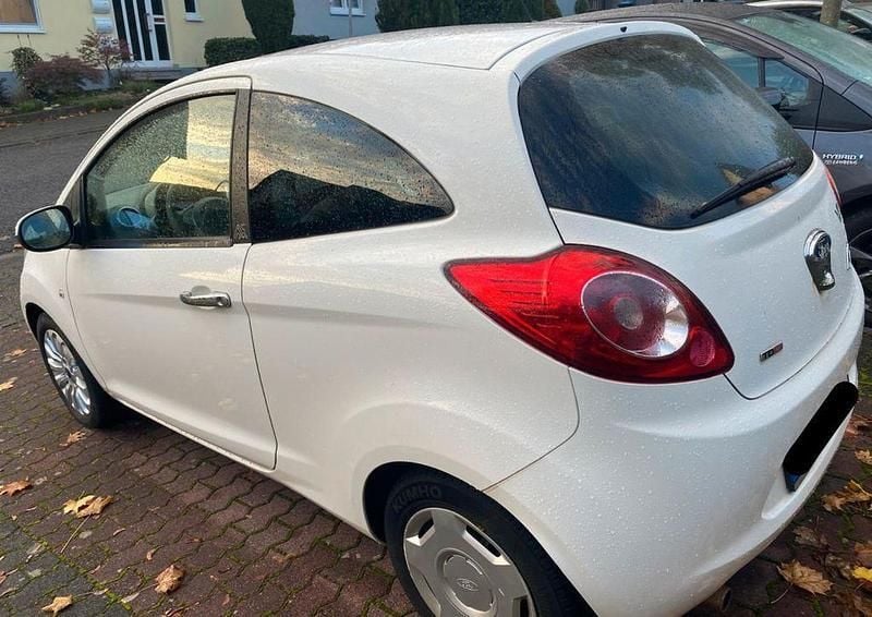 Weiß Gebraucht 2012 Ford Ka Trend Kleinwagen | 4.500 € (Etwas zu teuer) - Bild 1/2