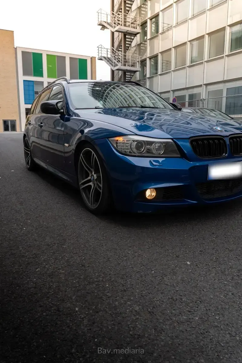 Gebraucht BMW 320 M Sport 177 PS (130 kW) 2009 Kombi
