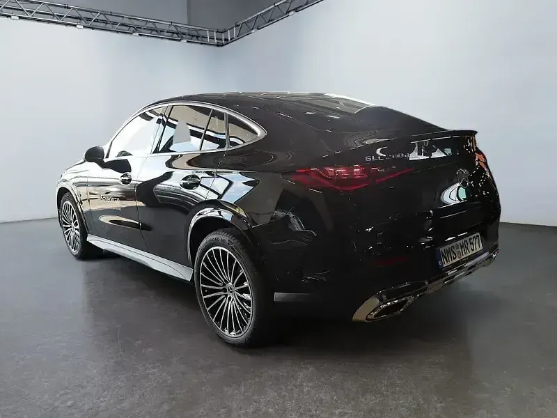 Gebraucht Mercedes GLC200 AMG 163 PS (119 kW) 2026 Schwarz SUV