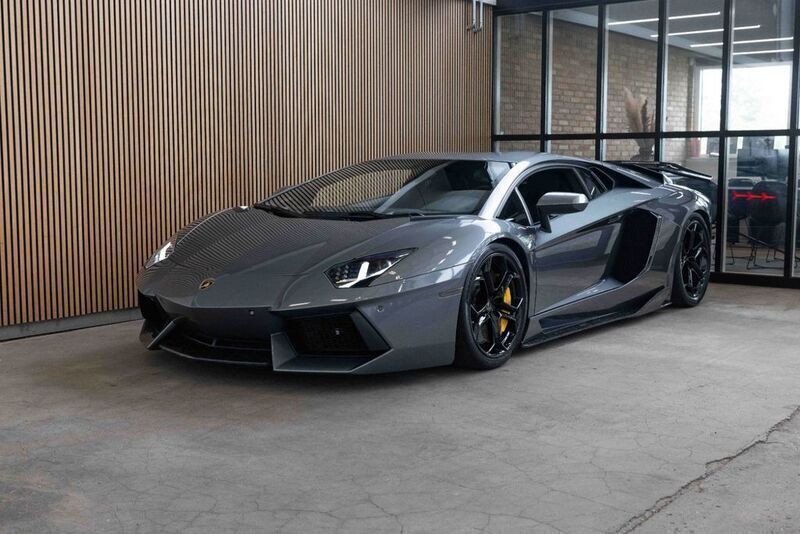 Grau Gebraucht 2013 Lamborghini Aventador | 245.000 € - Bild 1/4