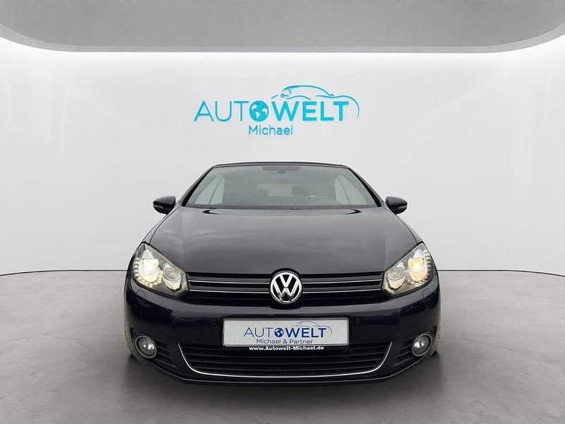 Gebraucht VW Golf 105 PS (77 kW) 2011 Schwarz Cabrio