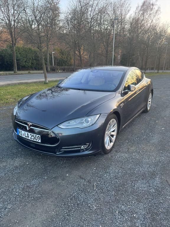 Gebraucht Tesla Model S 309 kW (421 PS) 2015 Grau Kleinwagen