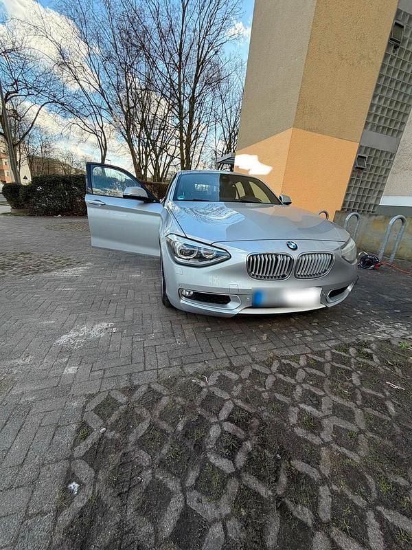 Gebraucht BMW 116 116 PS (85 kW) 2012 Silber Kleinwagen