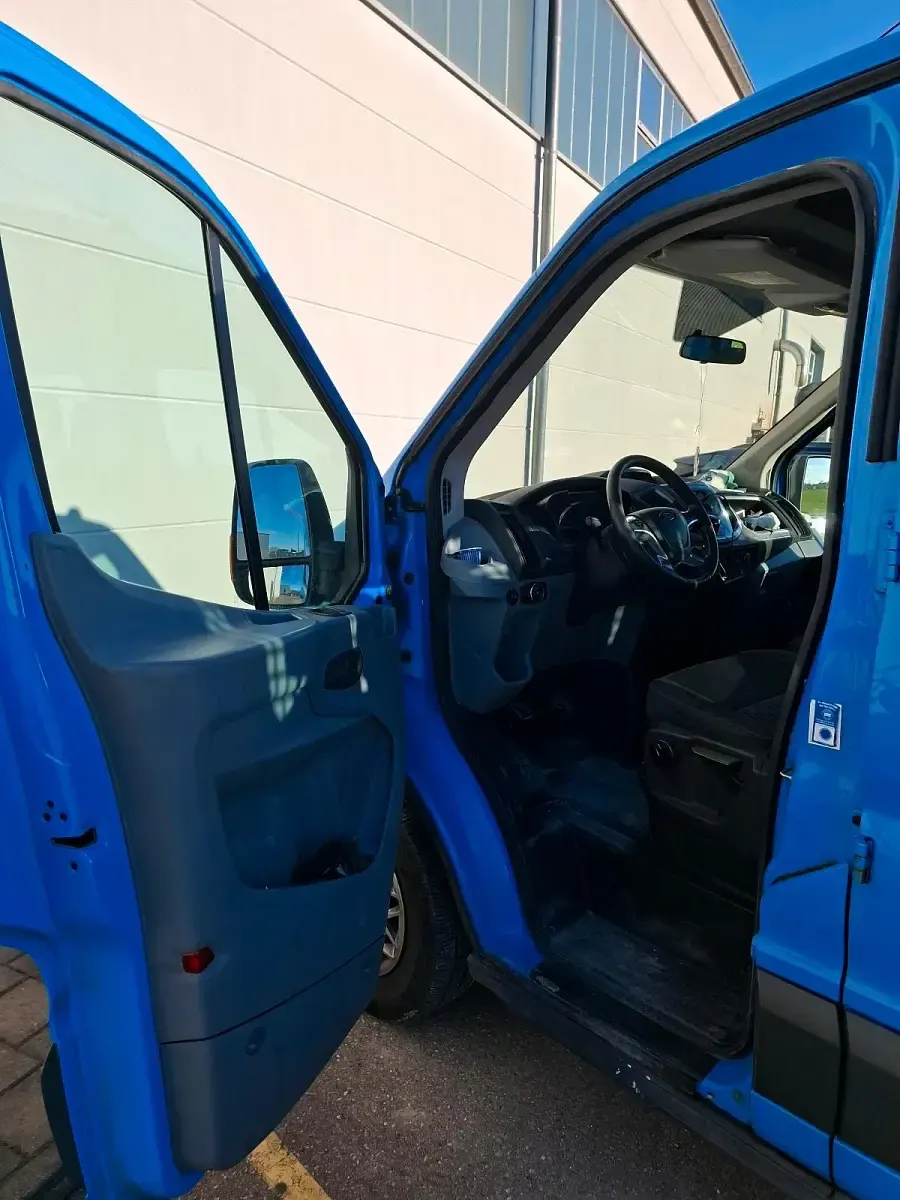 Gebraucht Ford Transit 125 PS (91 kW) 2015 Blau Van / Kleinbus