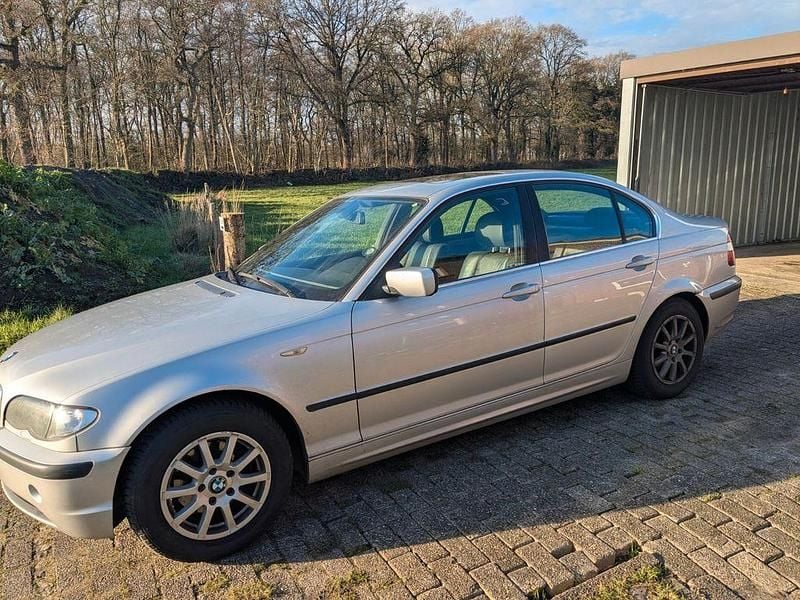 Gebraucht BMW 316 Exclusive 116 PS (85 kW) 2004 Silber Limousine