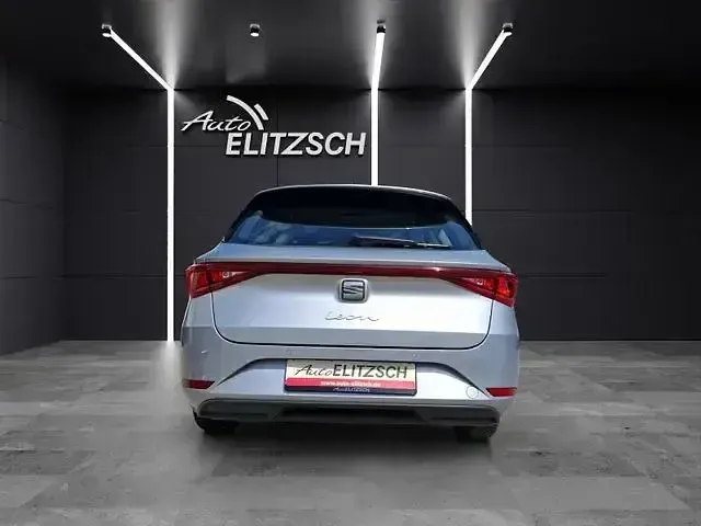 Gebraucht Seat Leon ST Style 131 PS (96 kW) 2020 "urban" silber Kombi