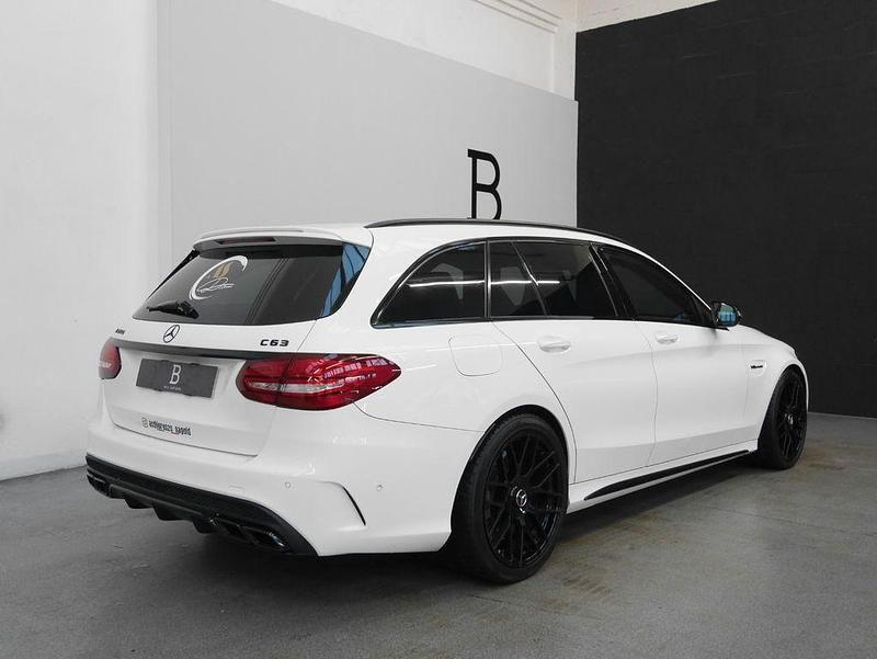 Gebraucht Mercedes C63 AMG AMG 476 PS (350 kW) 2016 Weiß Limousine