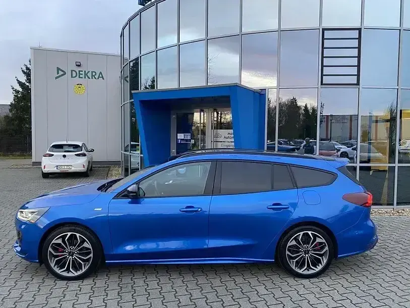 Gebraucht Ford Focus ST-Line X 155 PS (114 kW) 2025 Blau Limousine