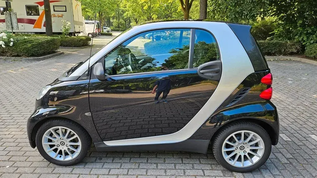 Gebraucht Smart ForTwo Coupé Passion 54 PS (39 kW) 2012 Schwarz Coupé