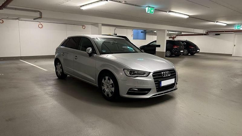 Gebraucht Audi A3 Ambiente 179 PS (131 kW) 2013 Silber Limousine