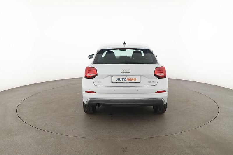 Gebraucht Audi Q2 Sport 116 PS (85 kW) 2019 Weiß SUV