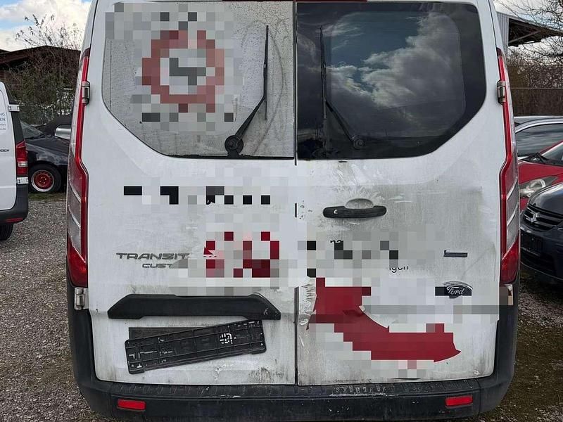 Gebraucht Ford Transit Custom 105 PS (77 kW) 2018 Frostweiß Van / Kleinbus