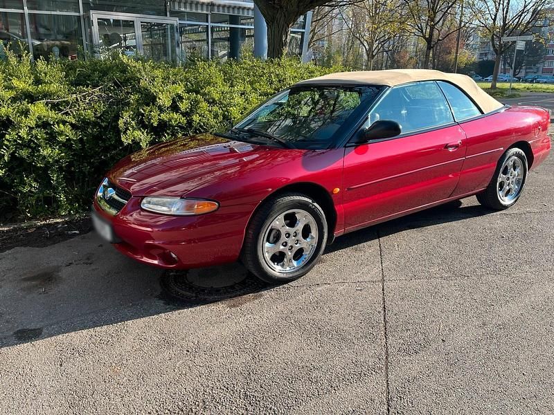 Gebraucht Chrysler Stratus 163 PS (119 kW) 1996 Rot Cabrio
